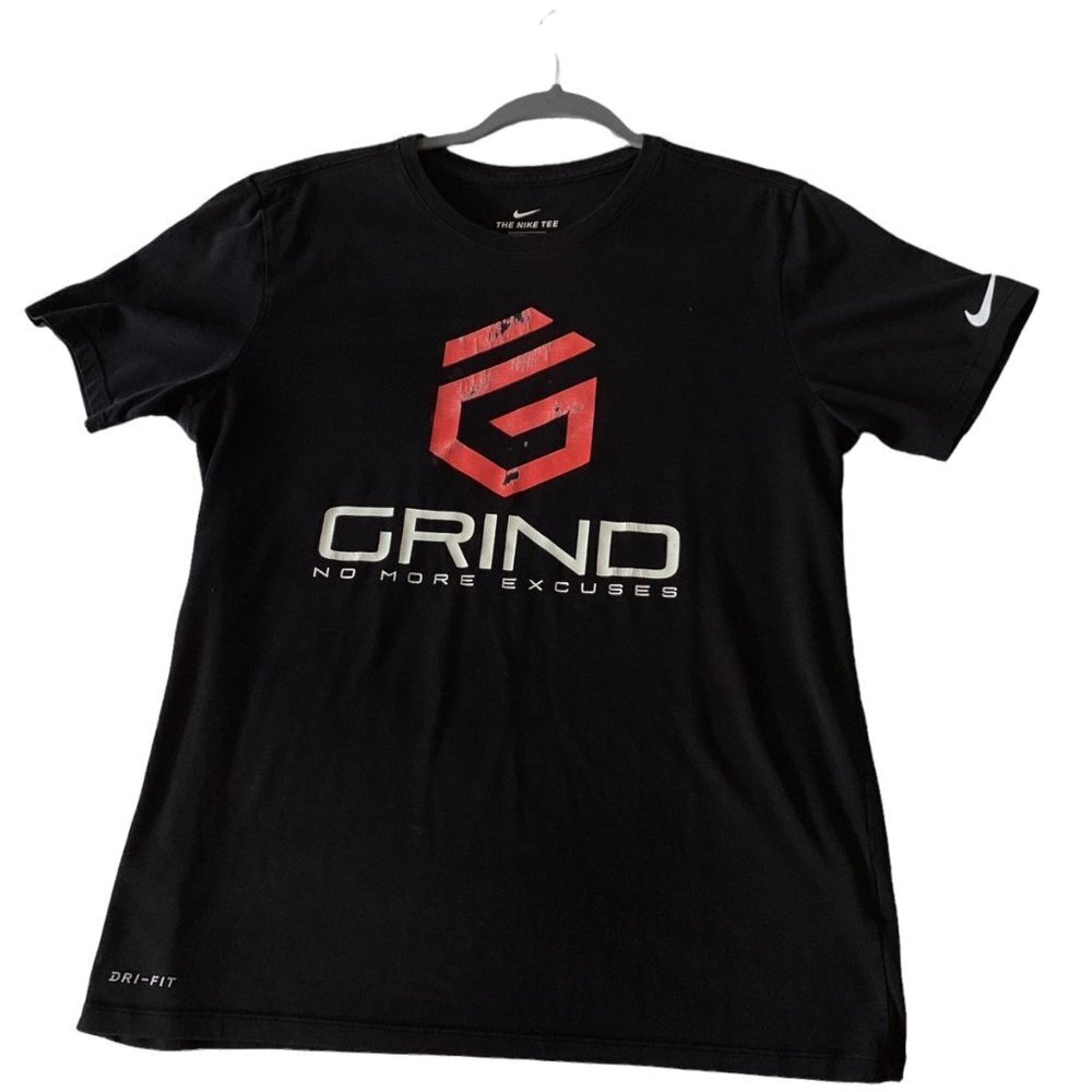 Nike Men's Grind No More Excuses Graphic T-Shirt-Black size M